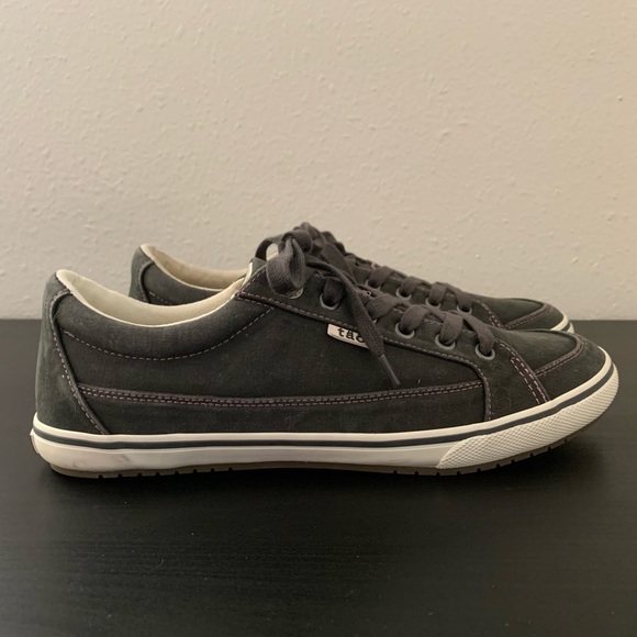 Taos Footwear Shoes - Taos Moc Star - Graphite Distressed (US 10)